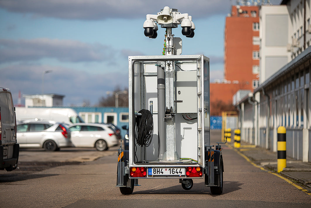 Mobilní kamerová věž